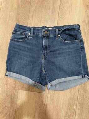 Mid Length Denim Short Levi’s
